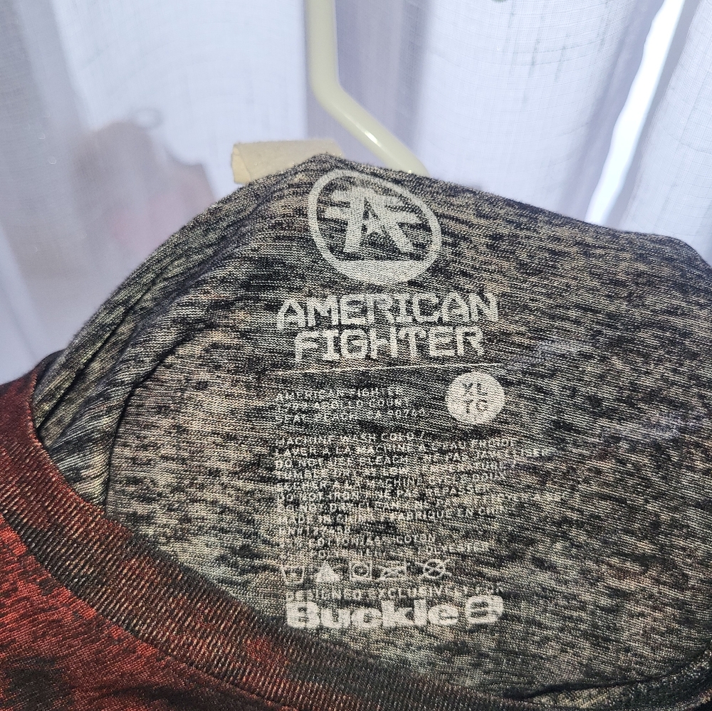 American fighter Men's XL Red And Black